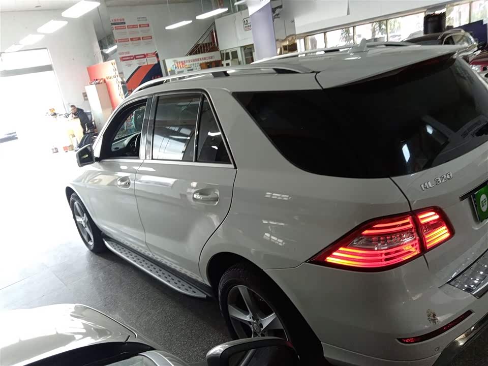 Mercedes-Benz M class