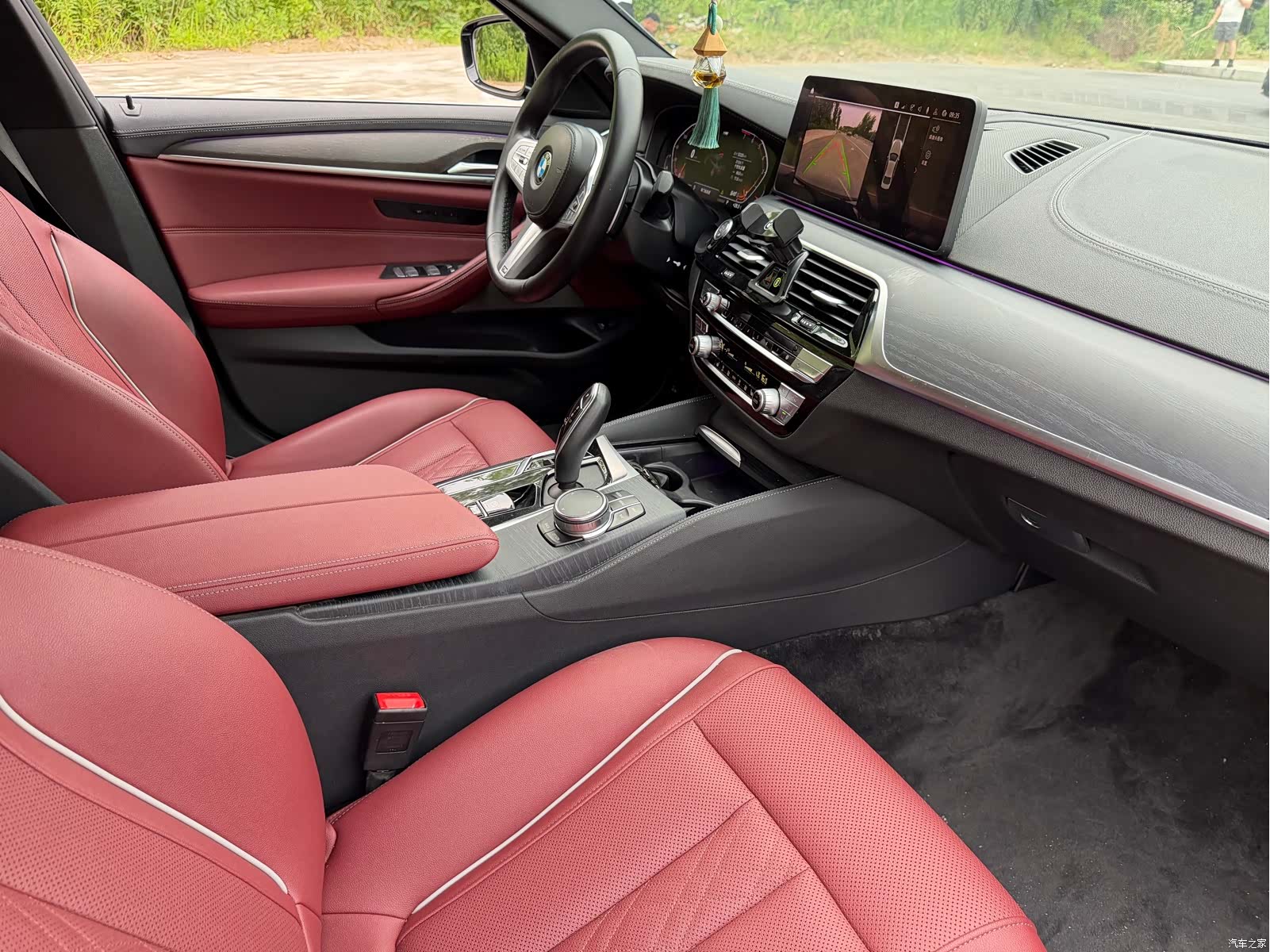 BMW 5 Series, 2022 11