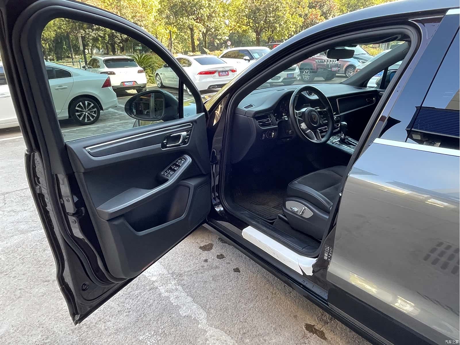 Porsche Macan, 2019 все фото