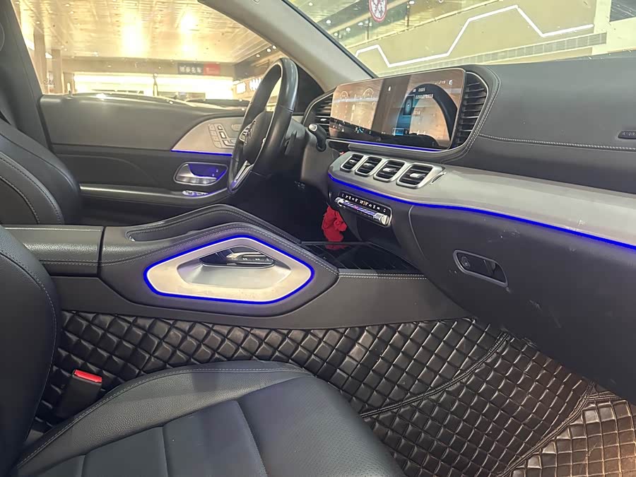 Mercedes-Benz GLE Coupe 2023, фото 5