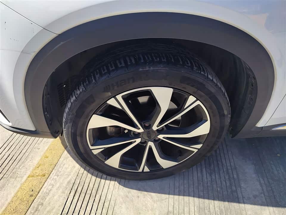 Geely Tugella (рест)