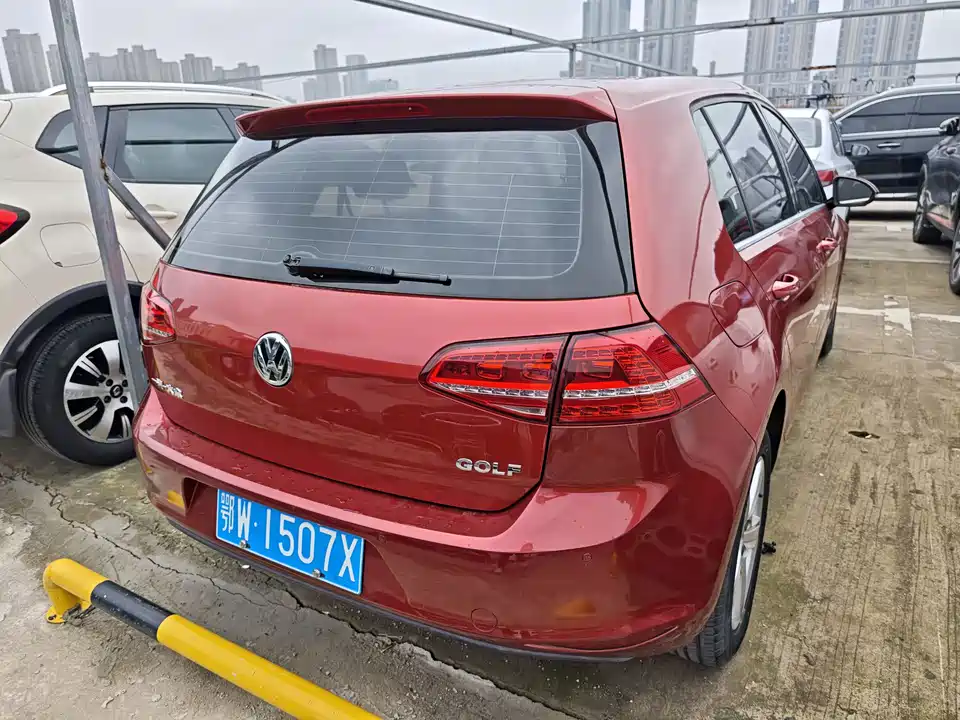 Volkswagen golf