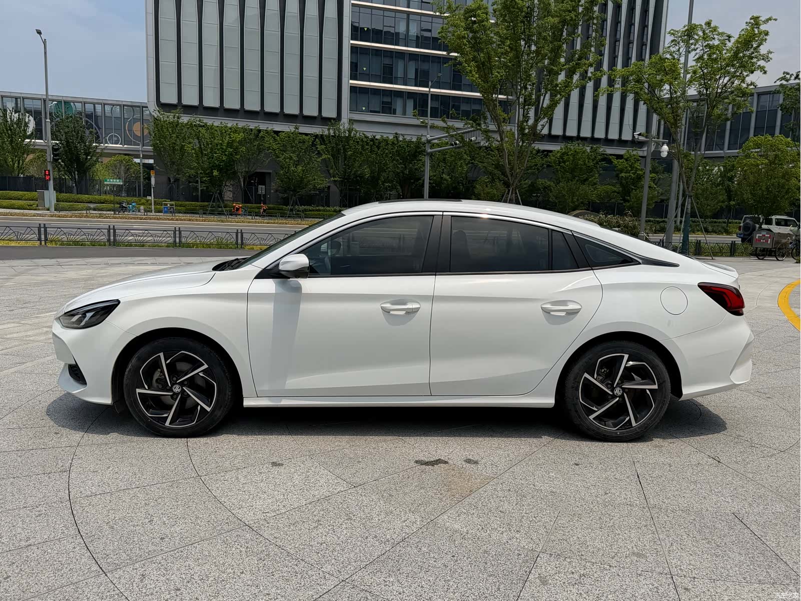 MG MG5, 2021 19