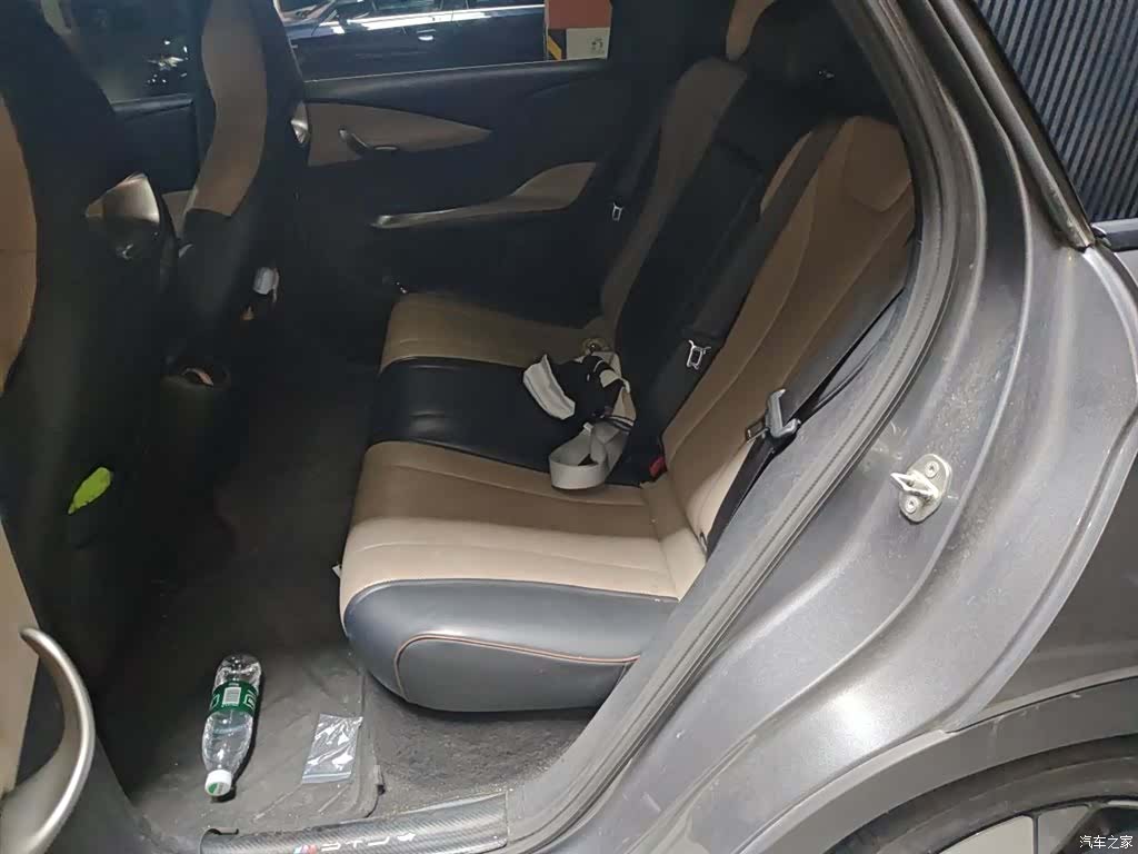 BYD Dolphin, 2024 21