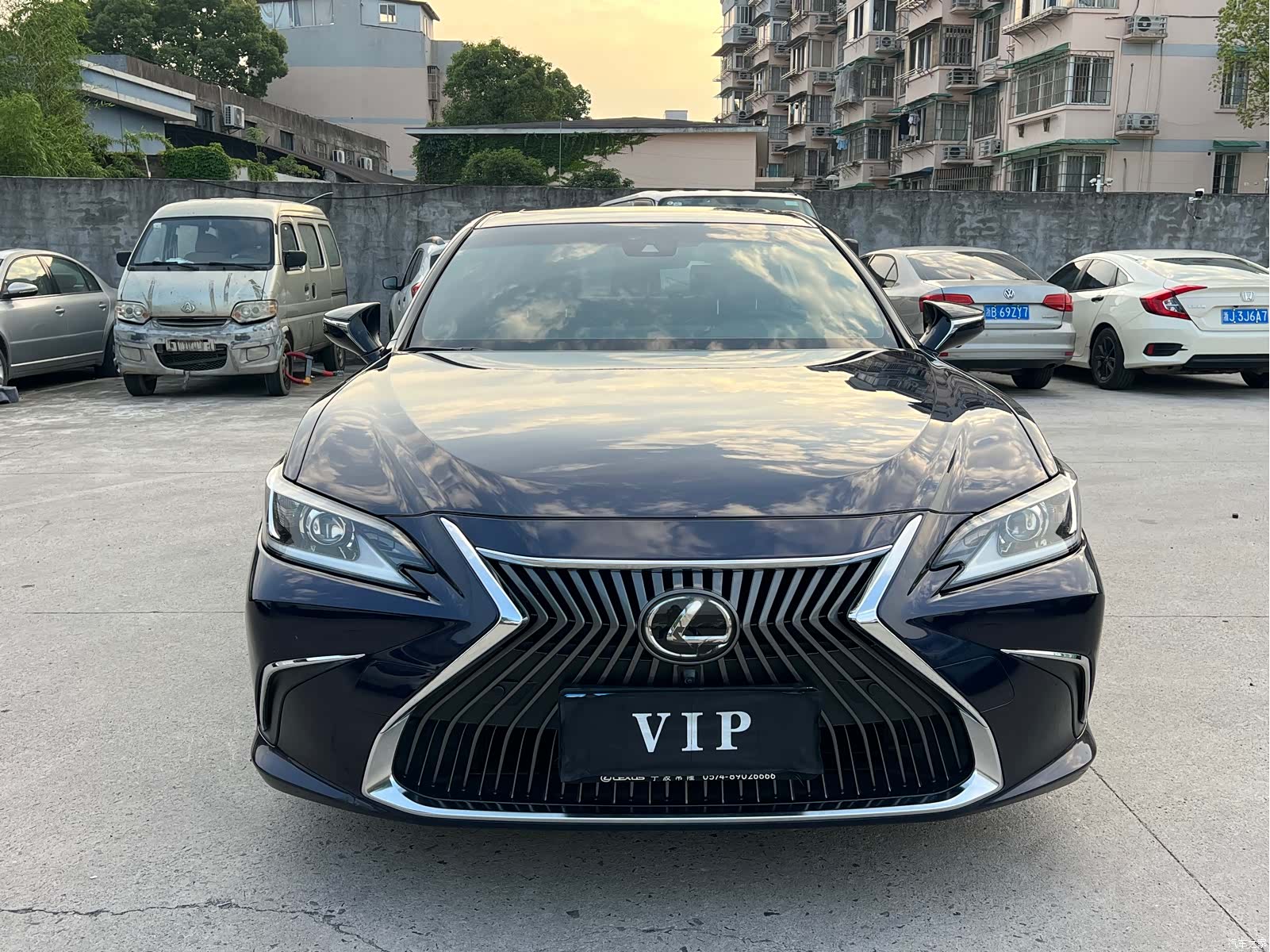 Lexus ES, 2018 2