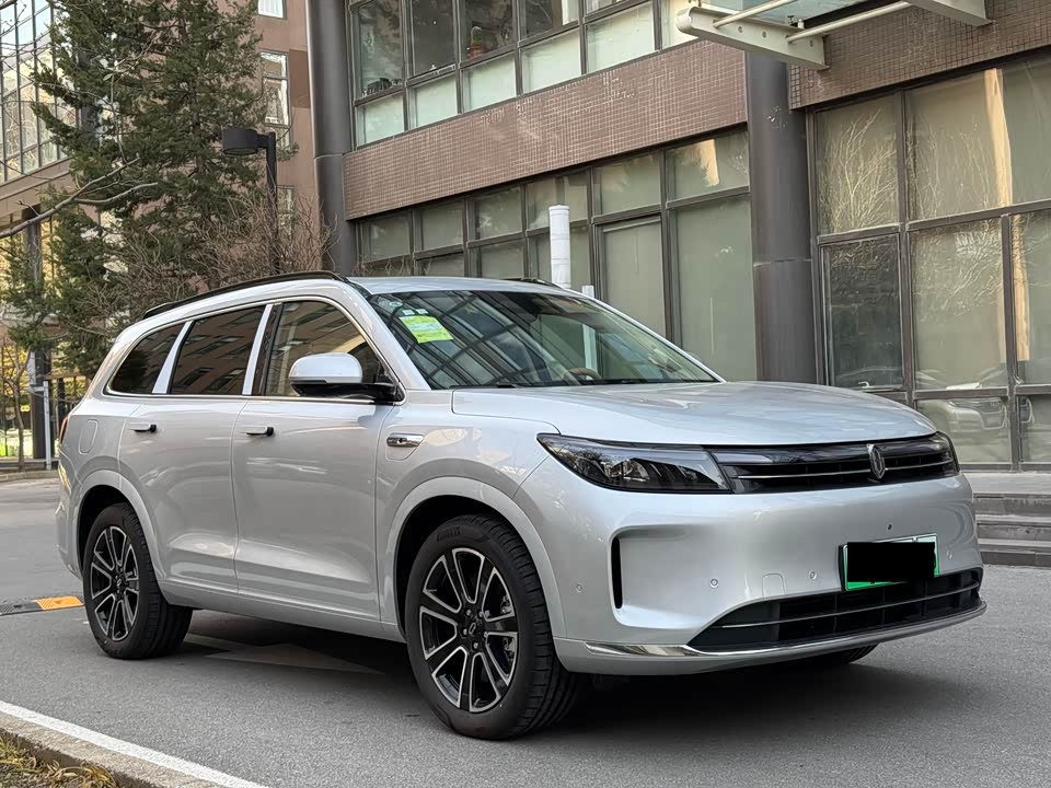 AITO Ask the world M7