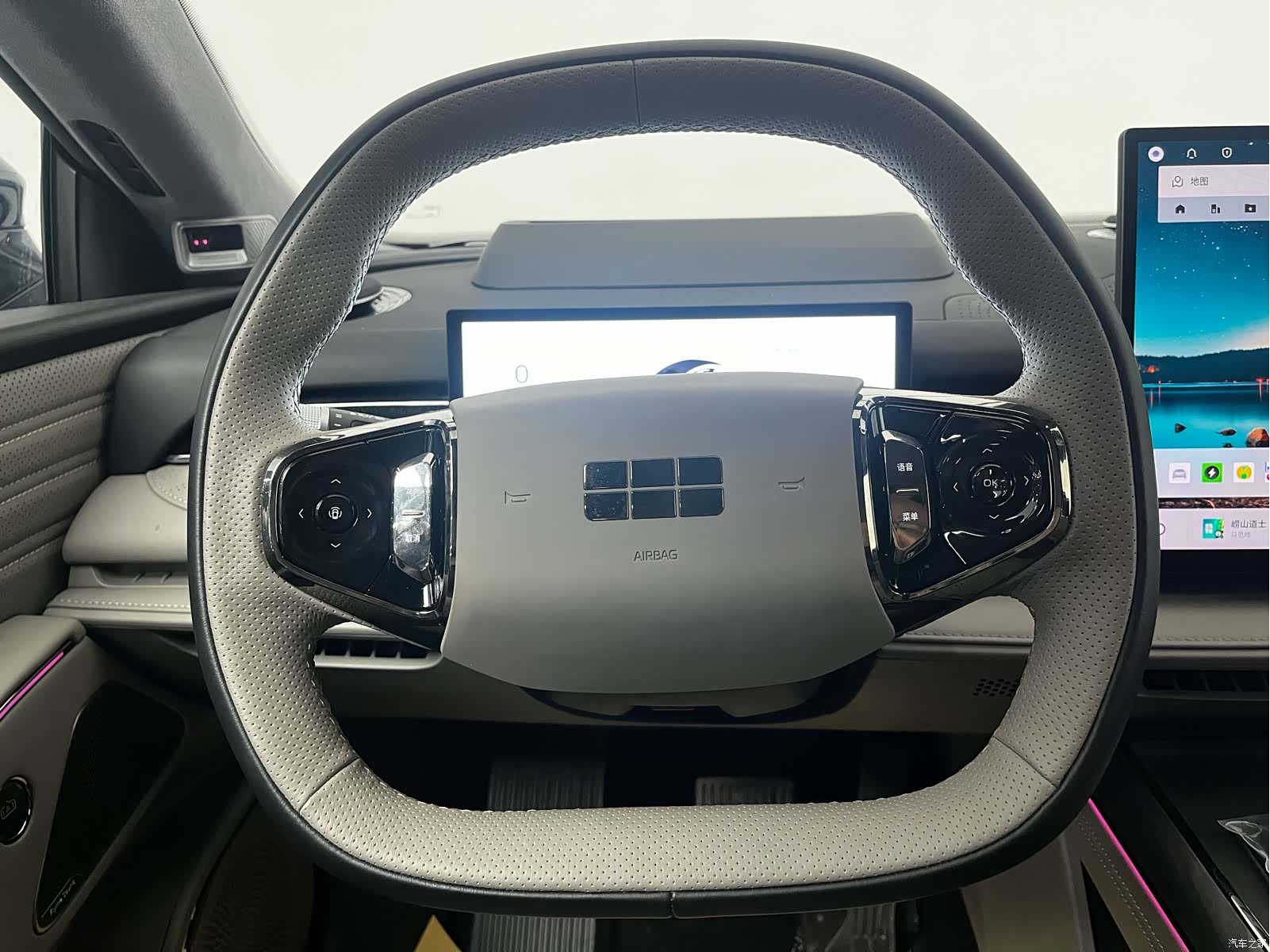 Geely 8, 2025 9