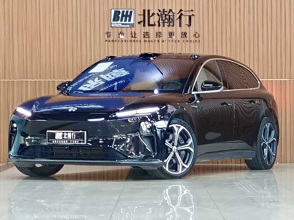 NIO ET5T