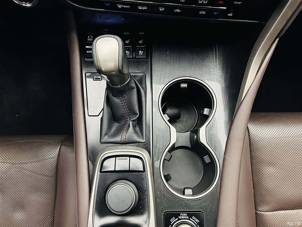 Lexus RX, 2016 17