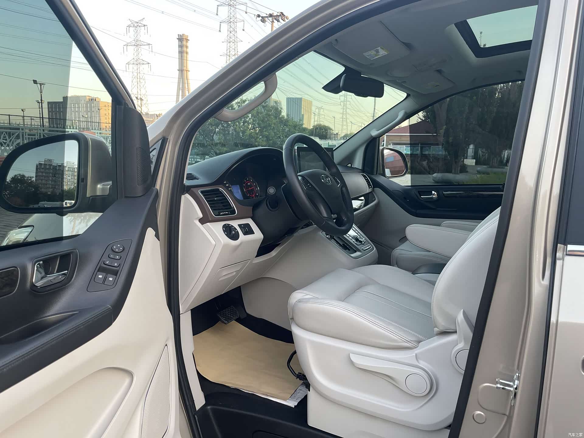 Maxus G10, 2016 14