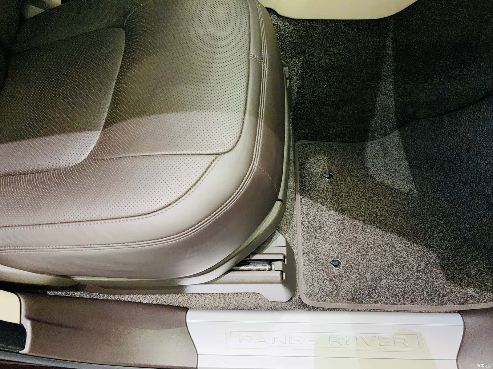 Land Rover Range Rover, 2019 17