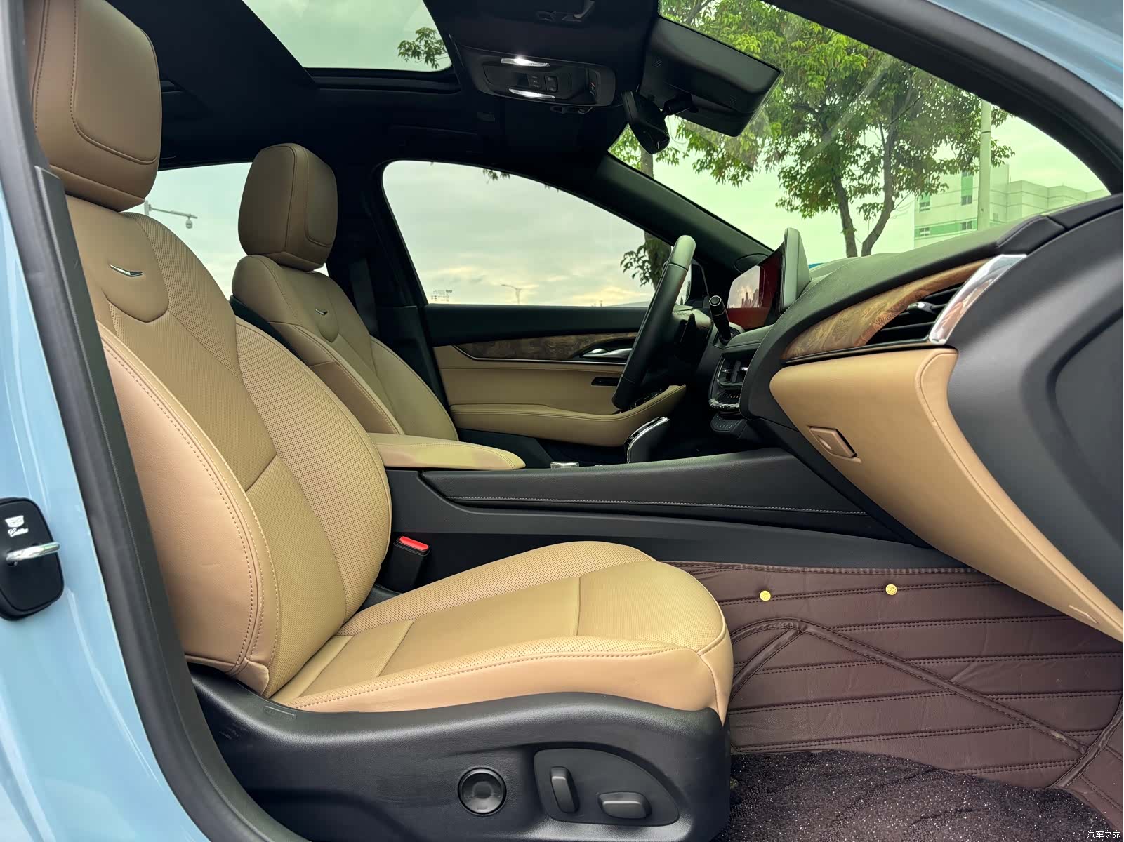 Cadillac CT5, 2025 18