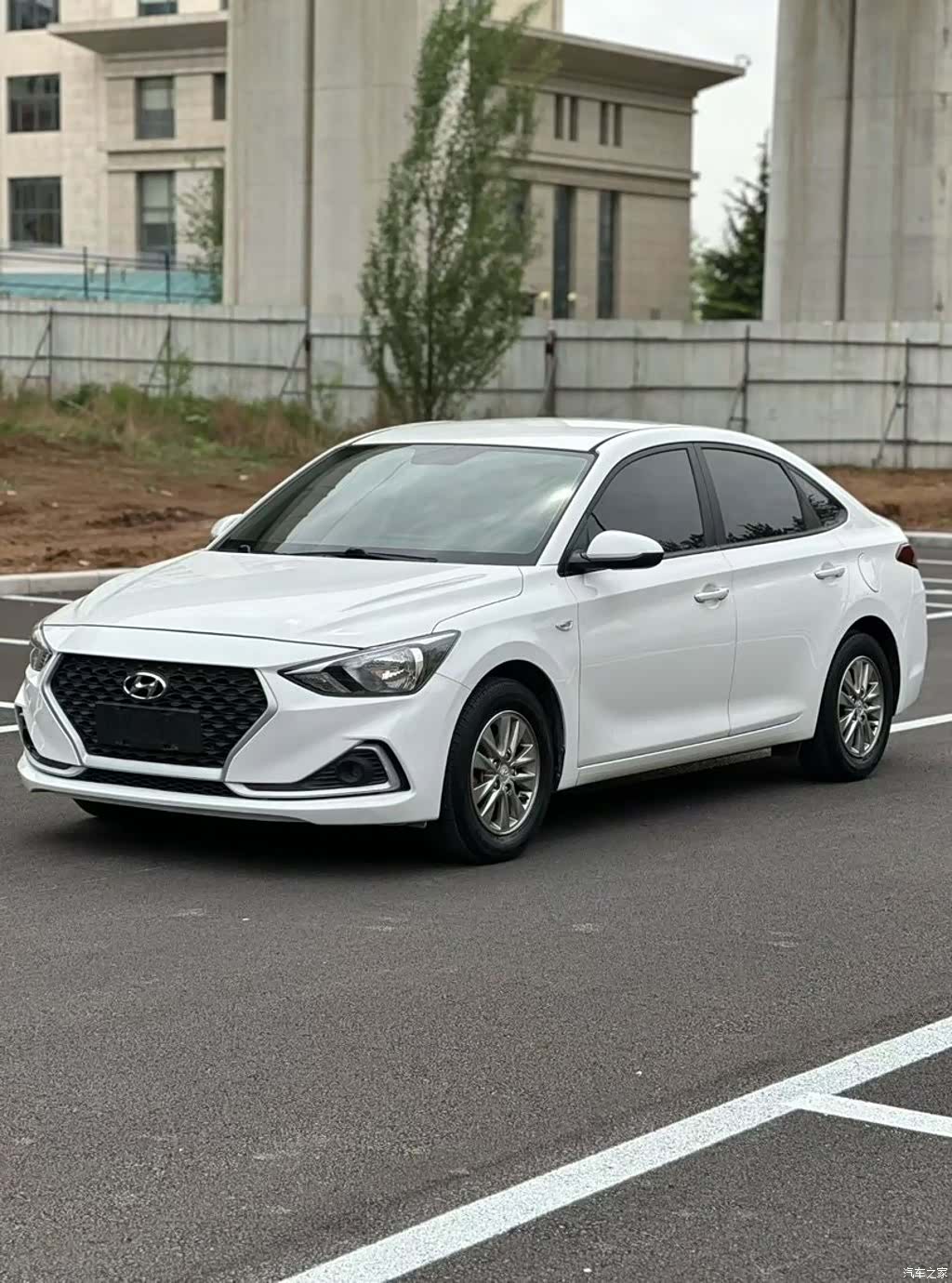 Hyundai GL, 2019 1