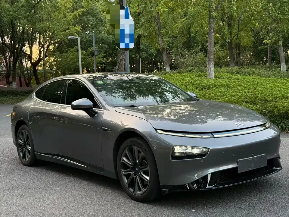 XPENG P7