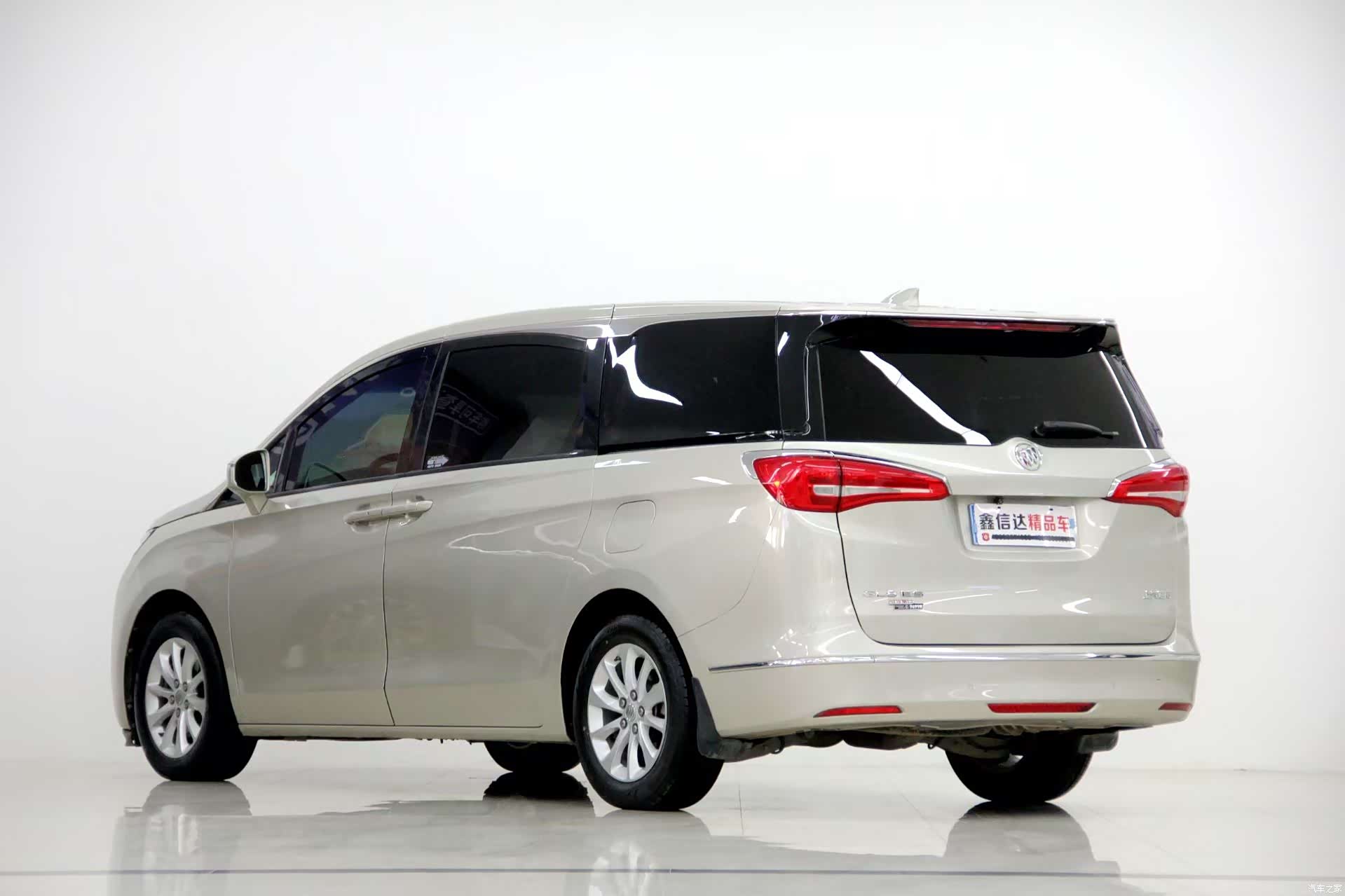 Buick GL8, 2018 27