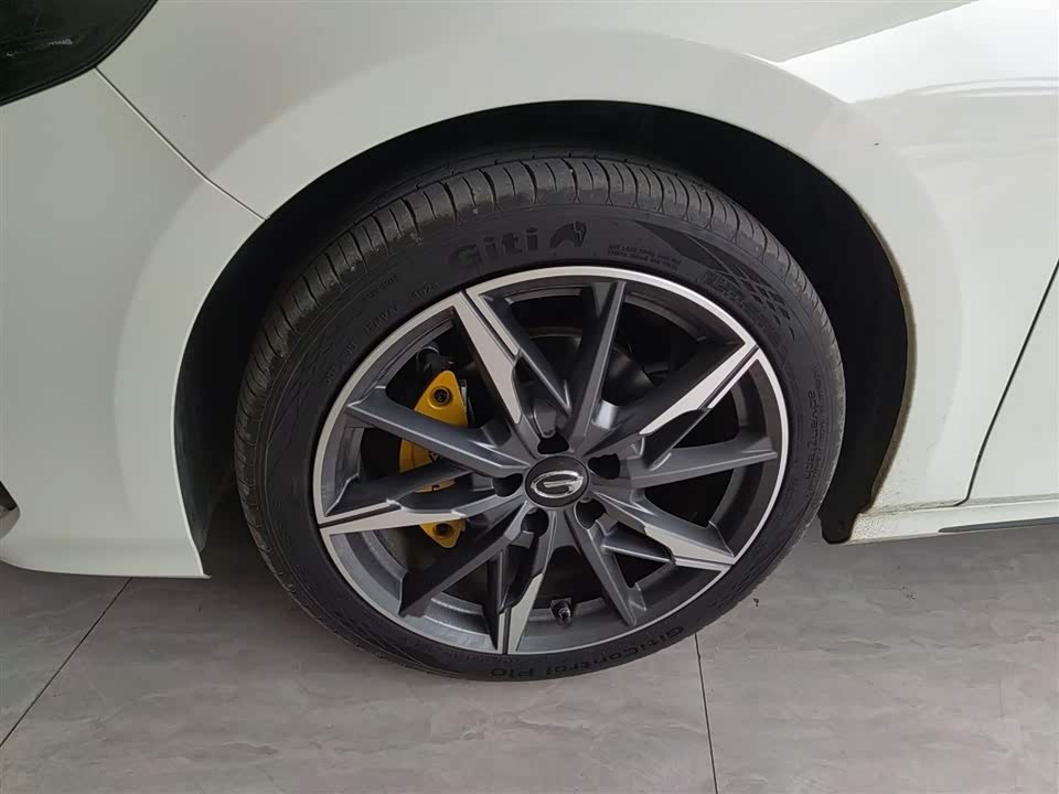 Trumpchi Shadow Leopard