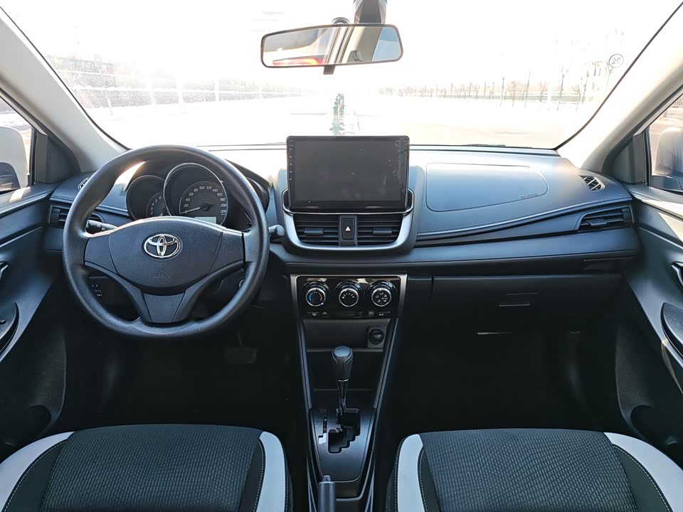 Toyota YARiS L Zhixuan