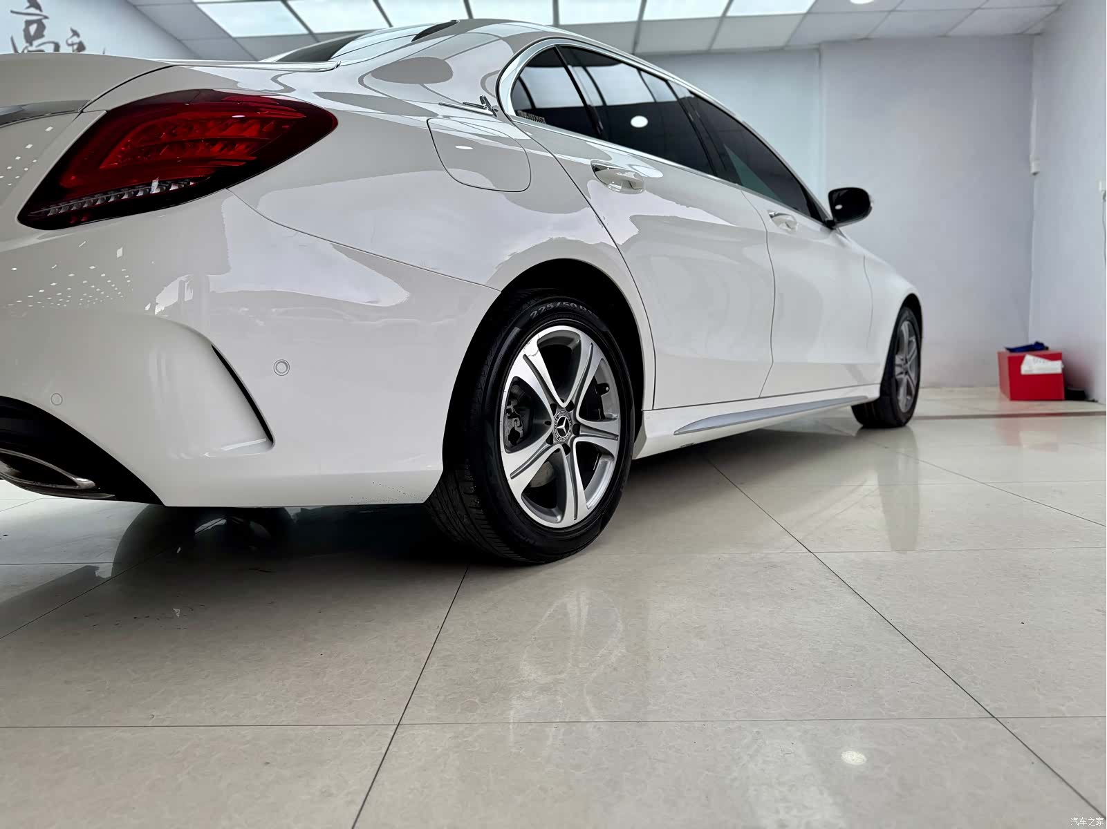 Mercedes-Benz C-Class, 2018 21