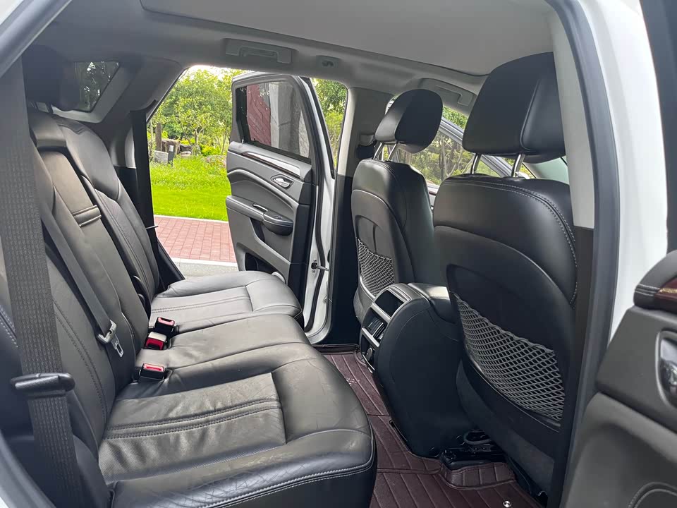 Cadillac SRX