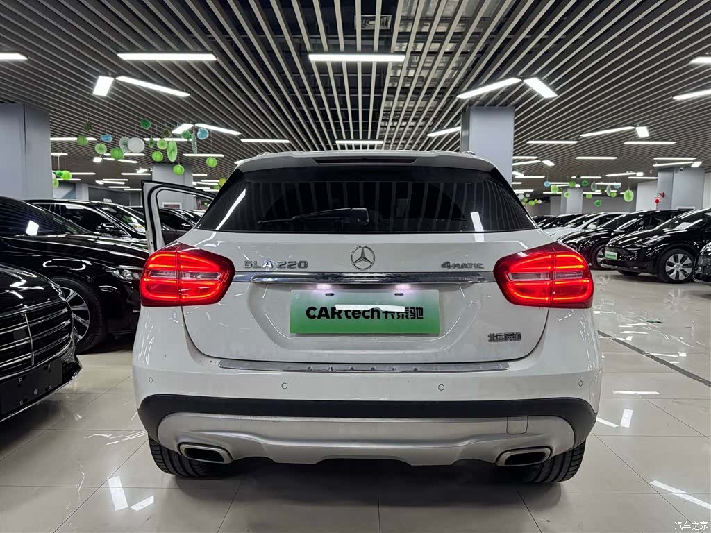 Mercedes-Benz GLA, 2016 6