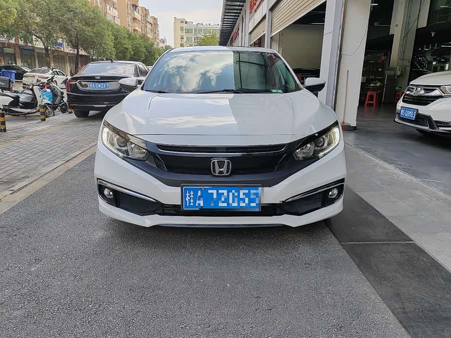 Honda Civic 2020, фото 2