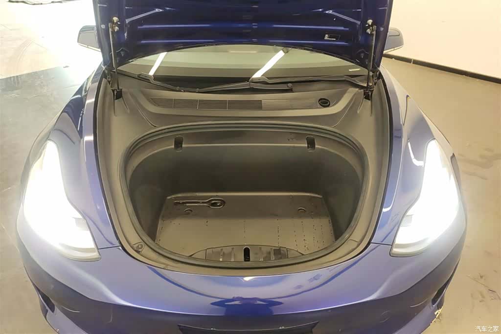 Tesla Model 3, 2020 10