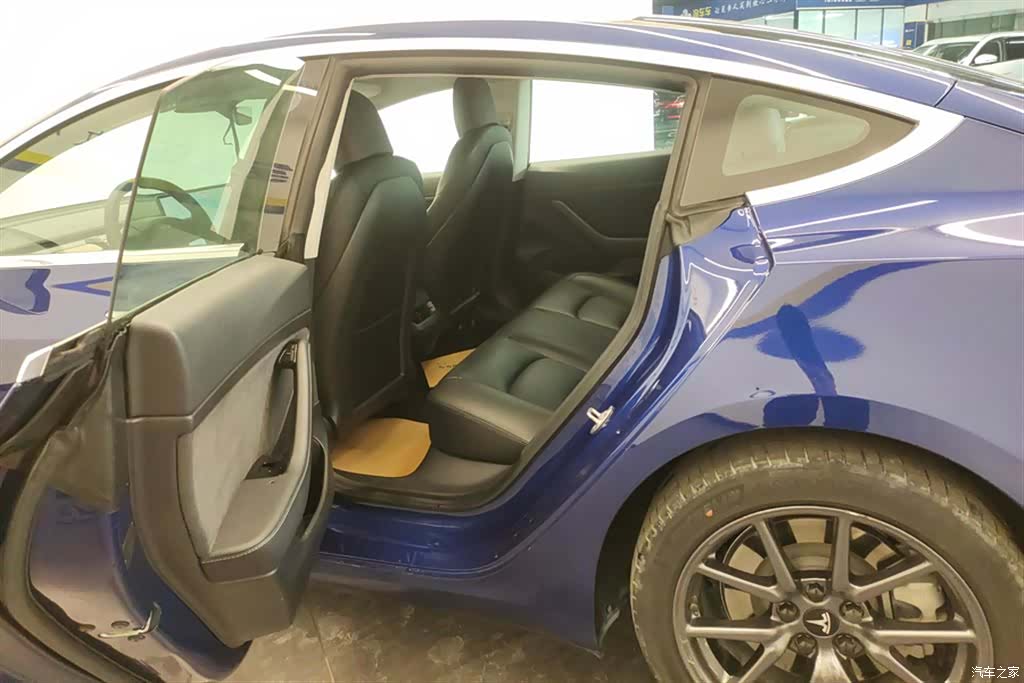Tesla Model 3, 2020 11