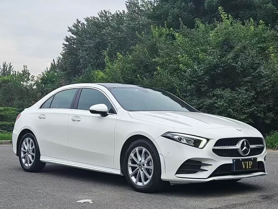 Mercedes-Benz Class A Mercedes-Benz Class A