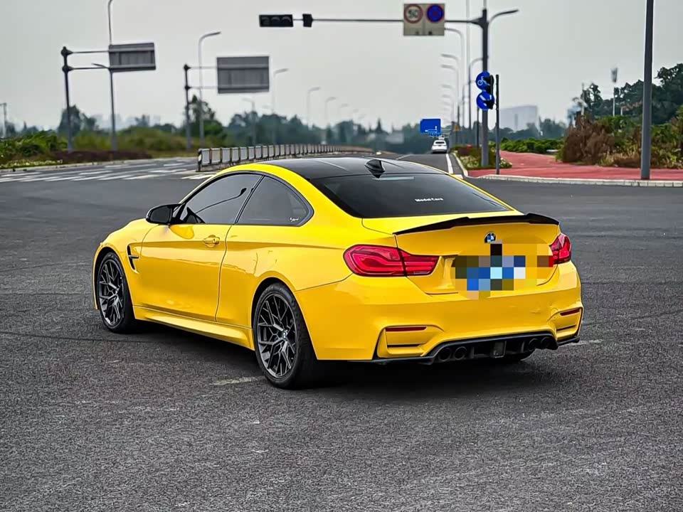 BMW M4
