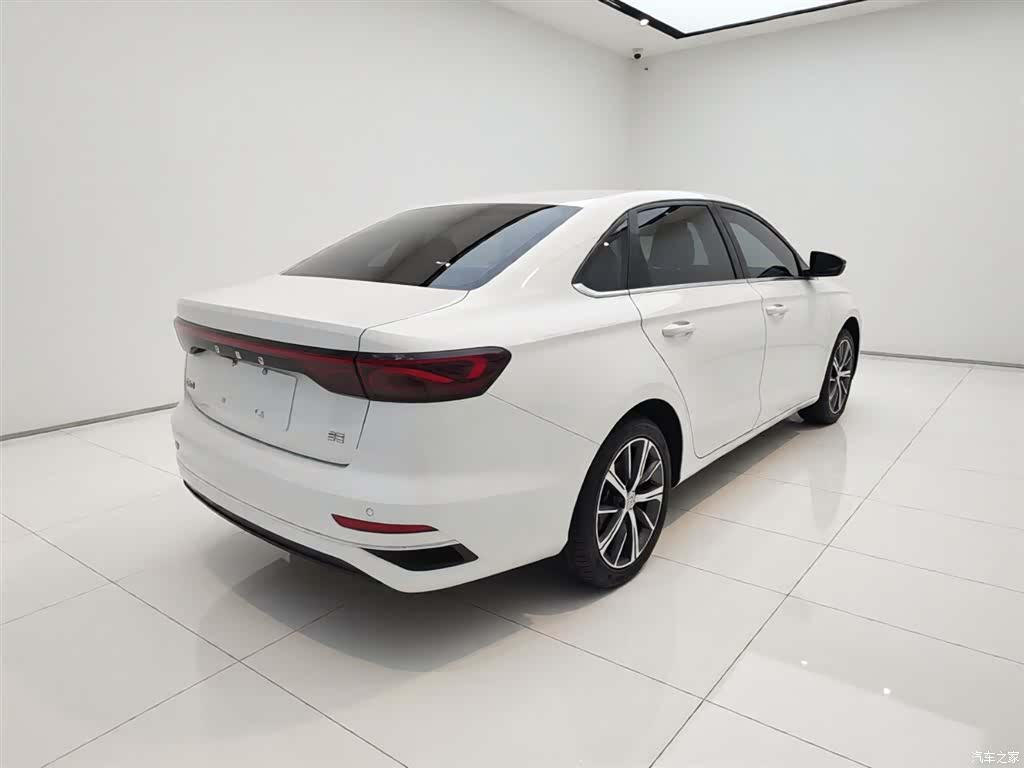 Geely Emgrand, 2024 все фото