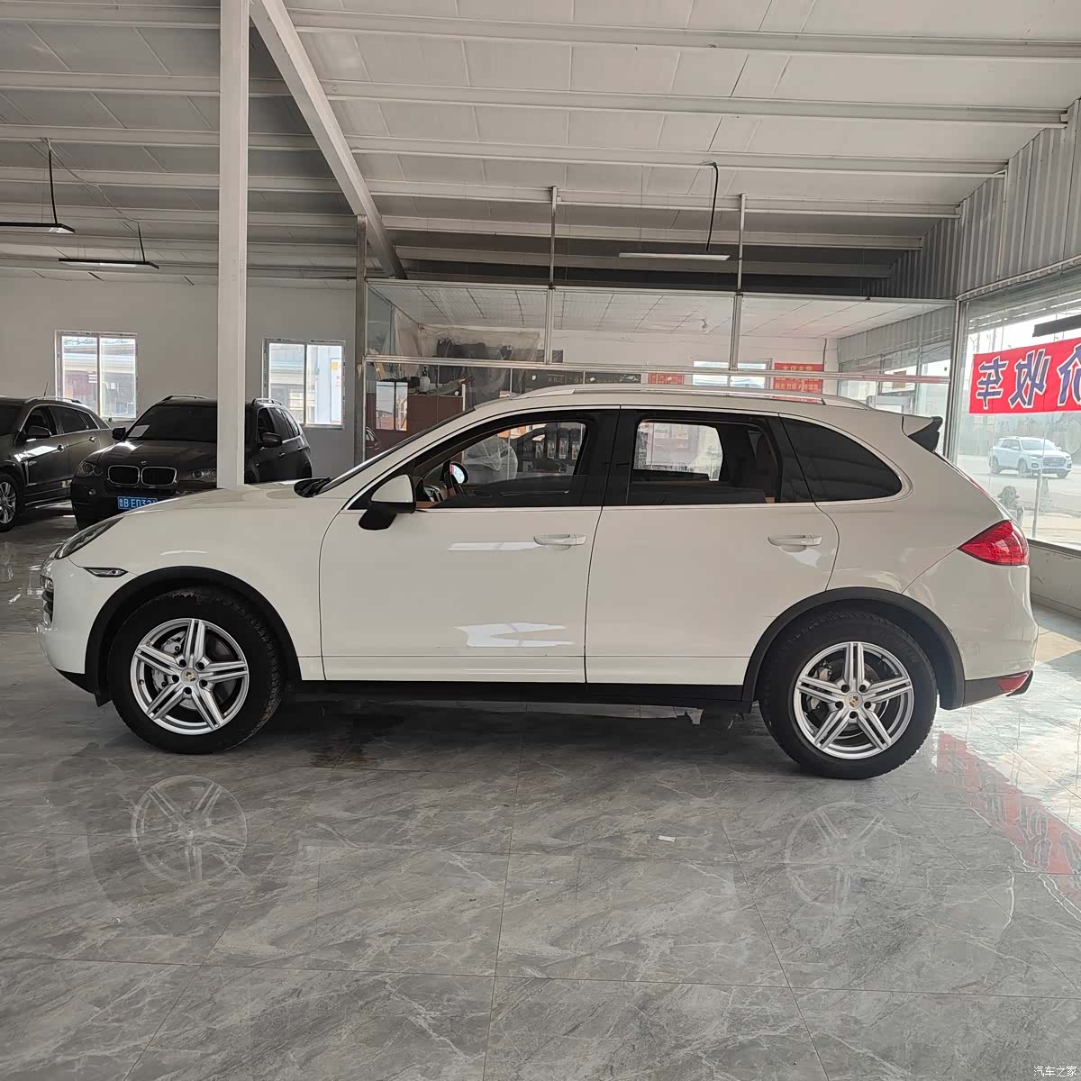 Porsche Cayenne, 2012 3