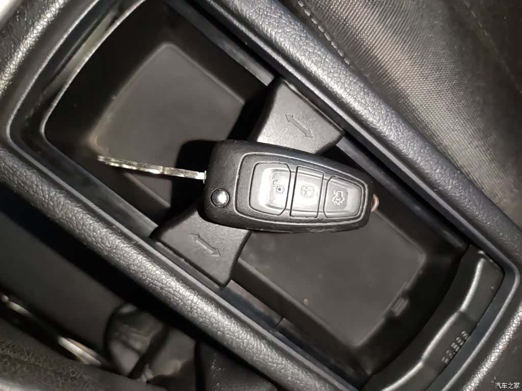 Ford Focus, 2018 9