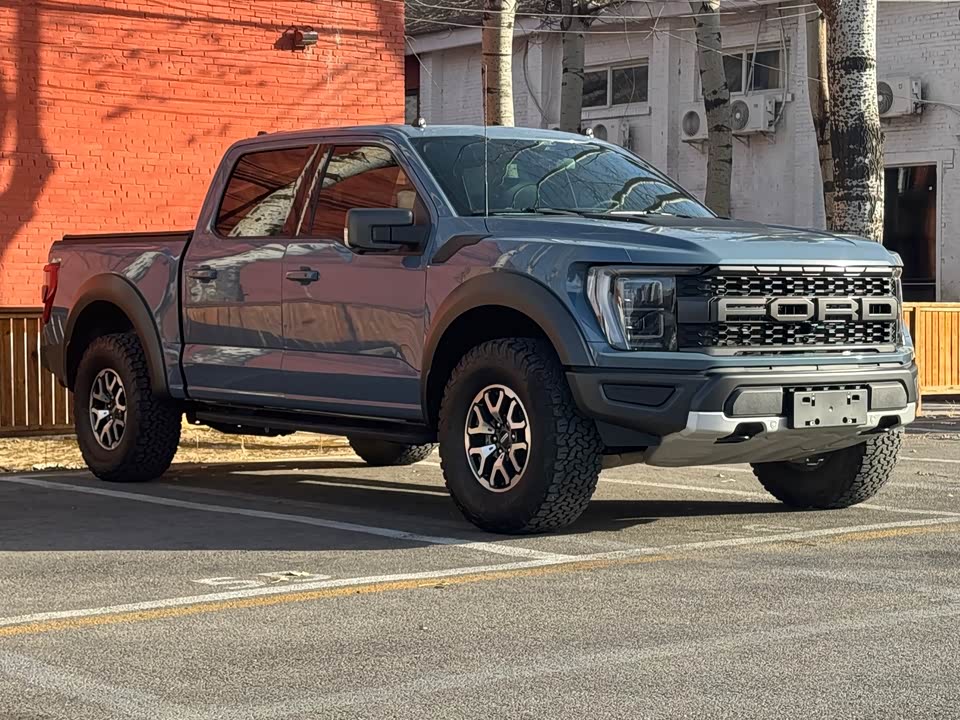 Ford F-150 Raptor