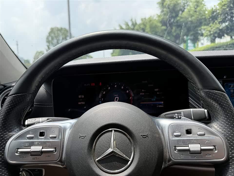 Mercedes-Benz E-class Mercedes-Benz E-class
