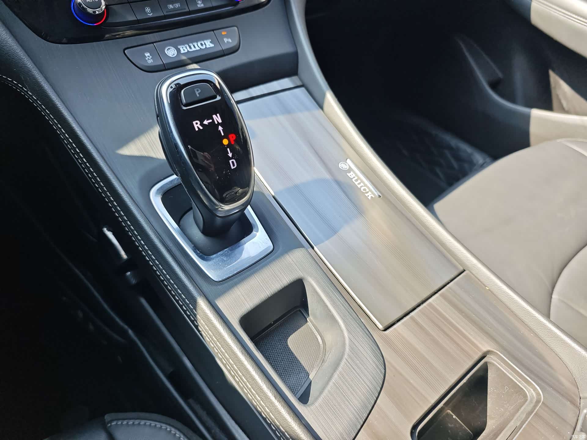 Buick LaCrosse, 2022 19