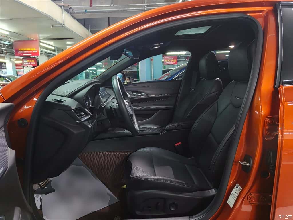Cadillac CT4, 2023 14