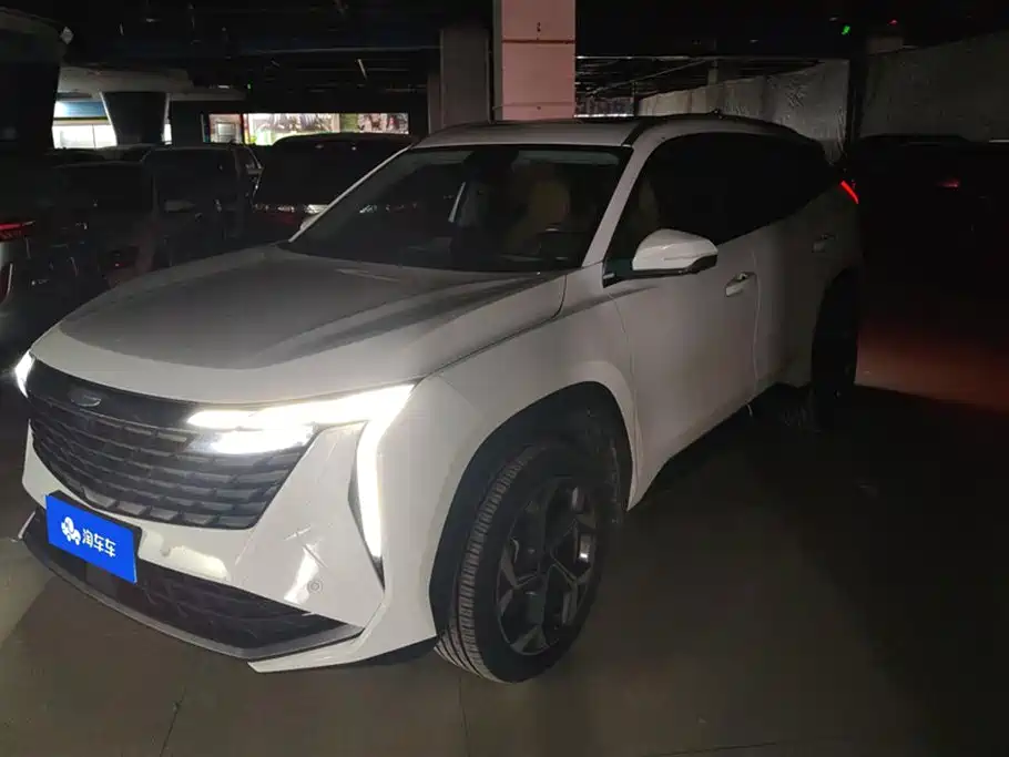 Geely Atlas L