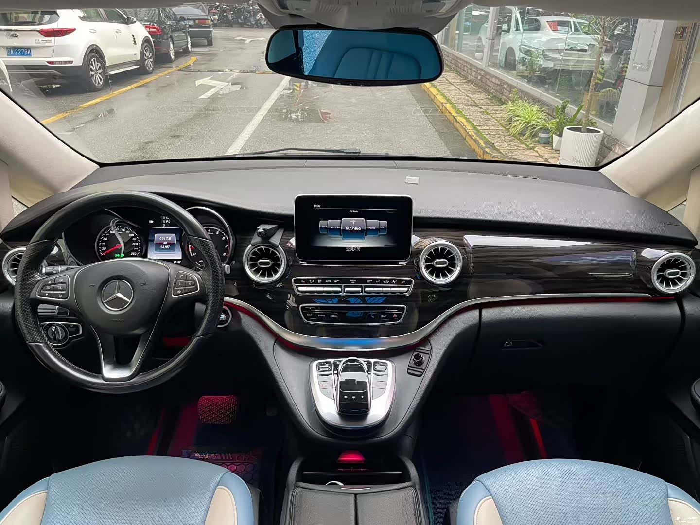 Mercedes-Benz V-Class, 2017 7