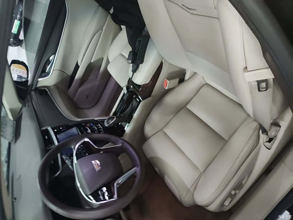 Cadillac XTS, 2016 15