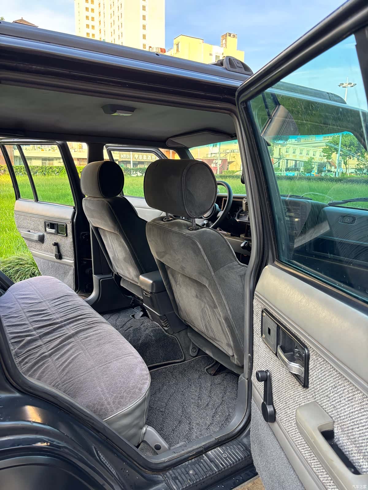 Jeep 02, 2003 13