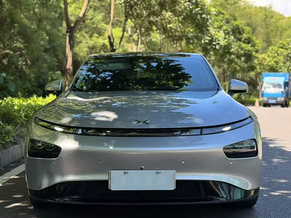 XPENG P7