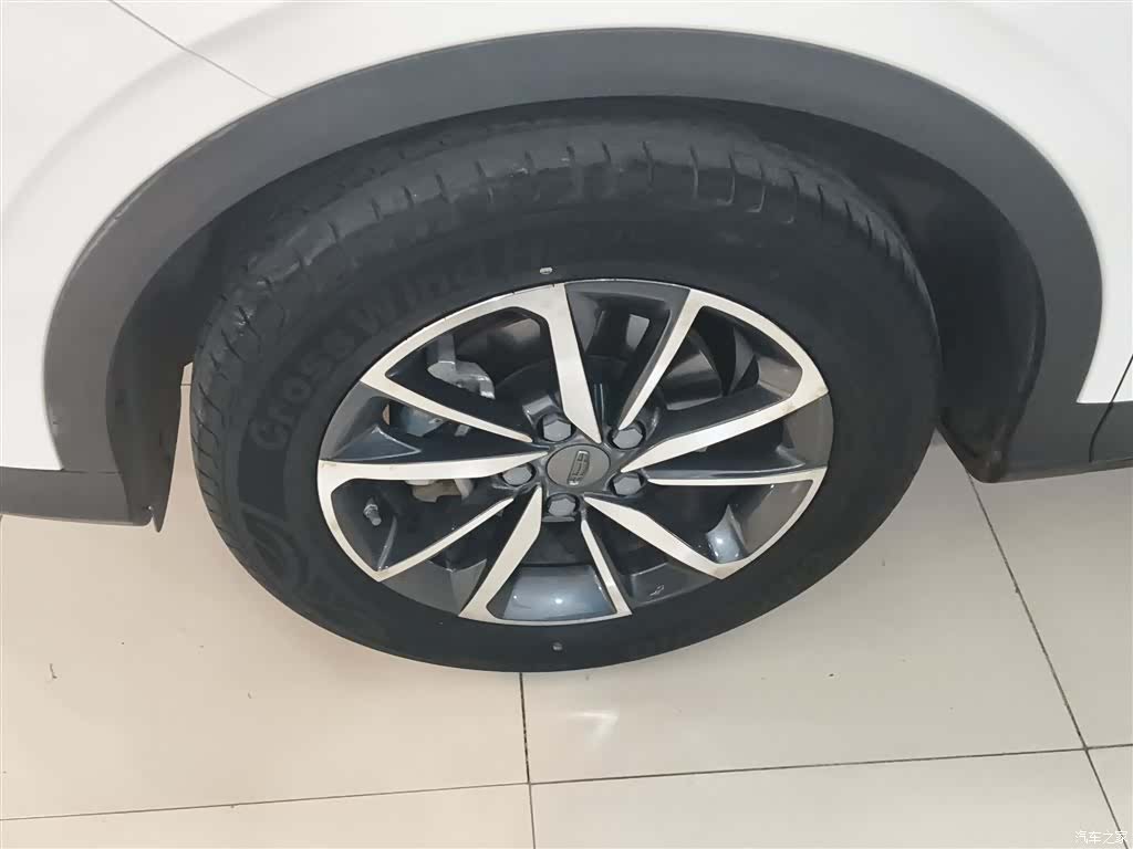 Geely Coolray, 2021 25