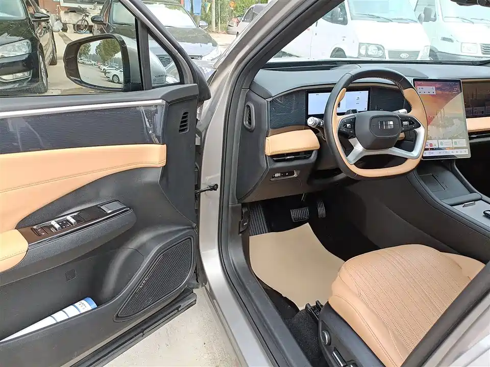 Geely Galaxy Galaxy L7