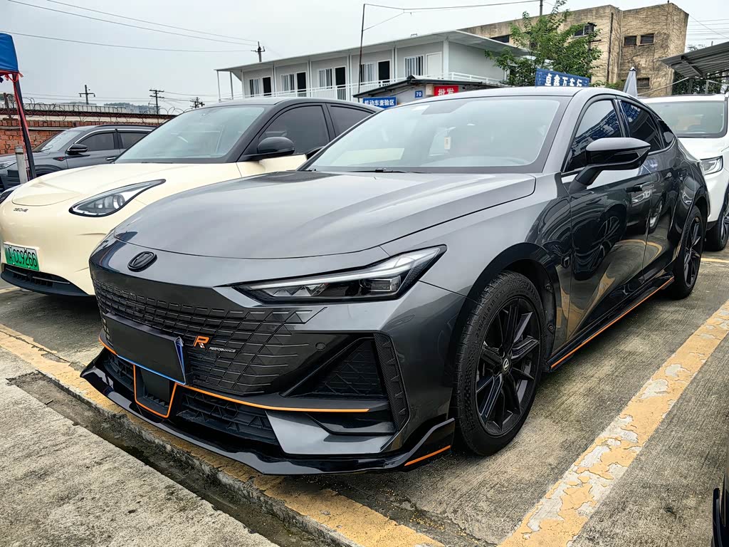 Changan UNI-V