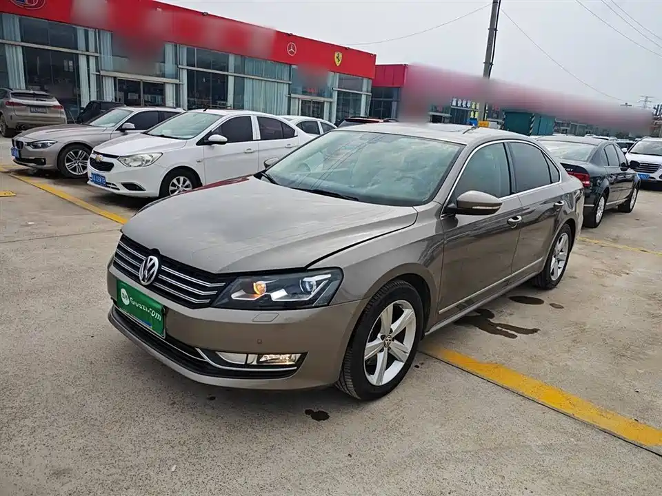 Volkswagen Passat