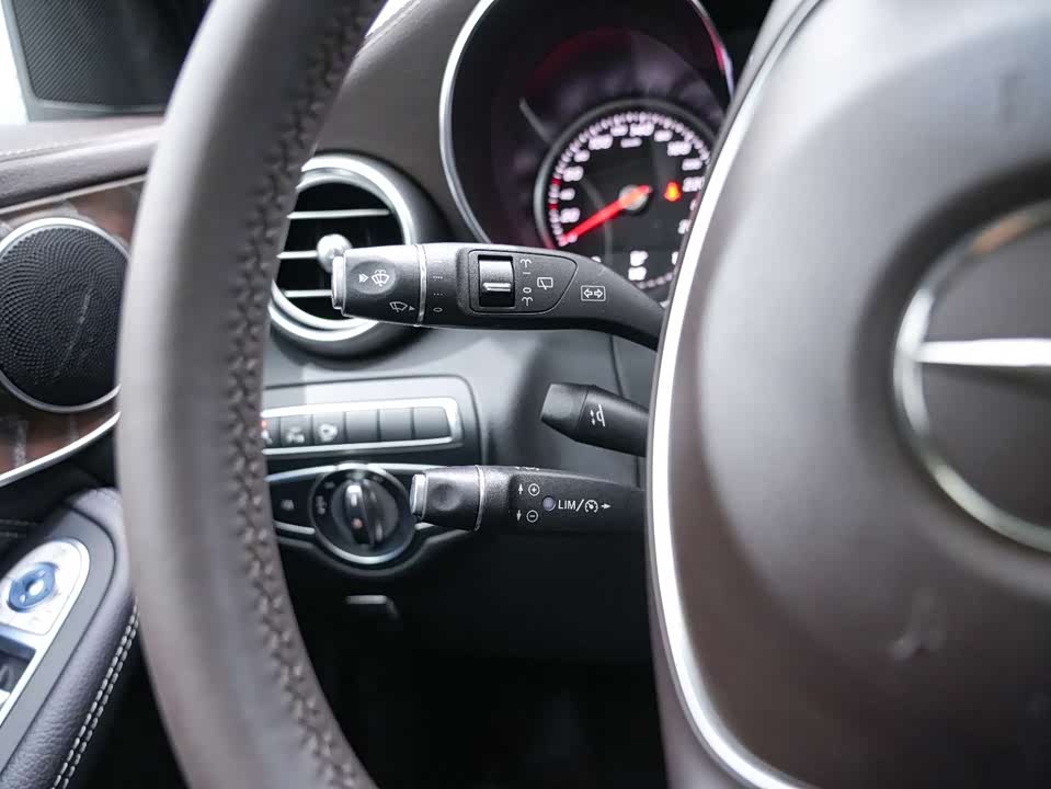 Mercedes-Benz GLC Mercedes-Benz GLC