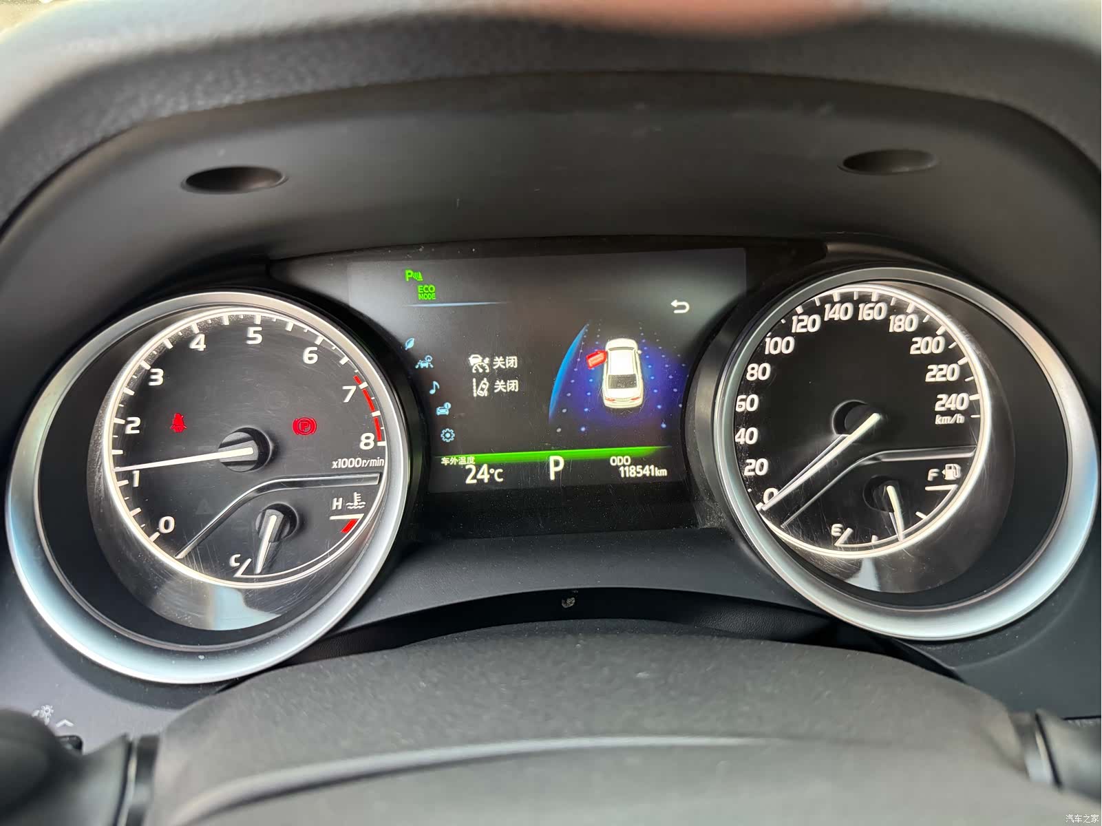 Toyota Camry, 2018 14