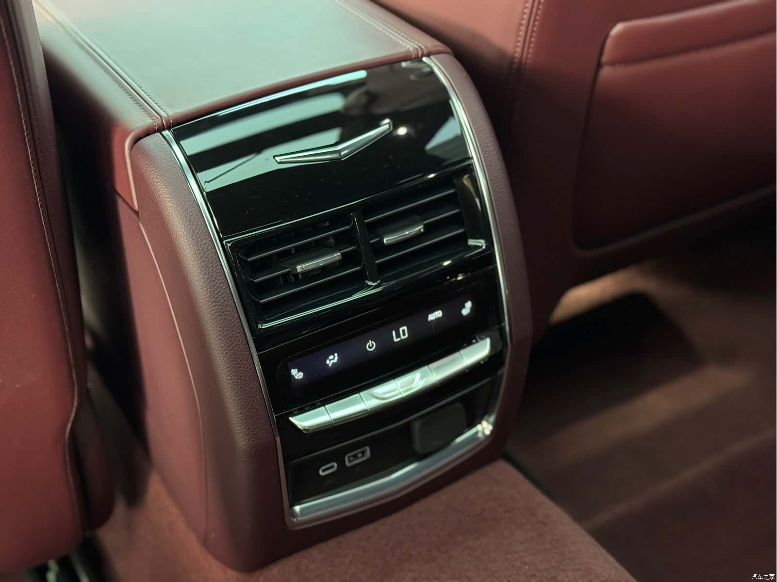 Cadillac CT6, 2025 15