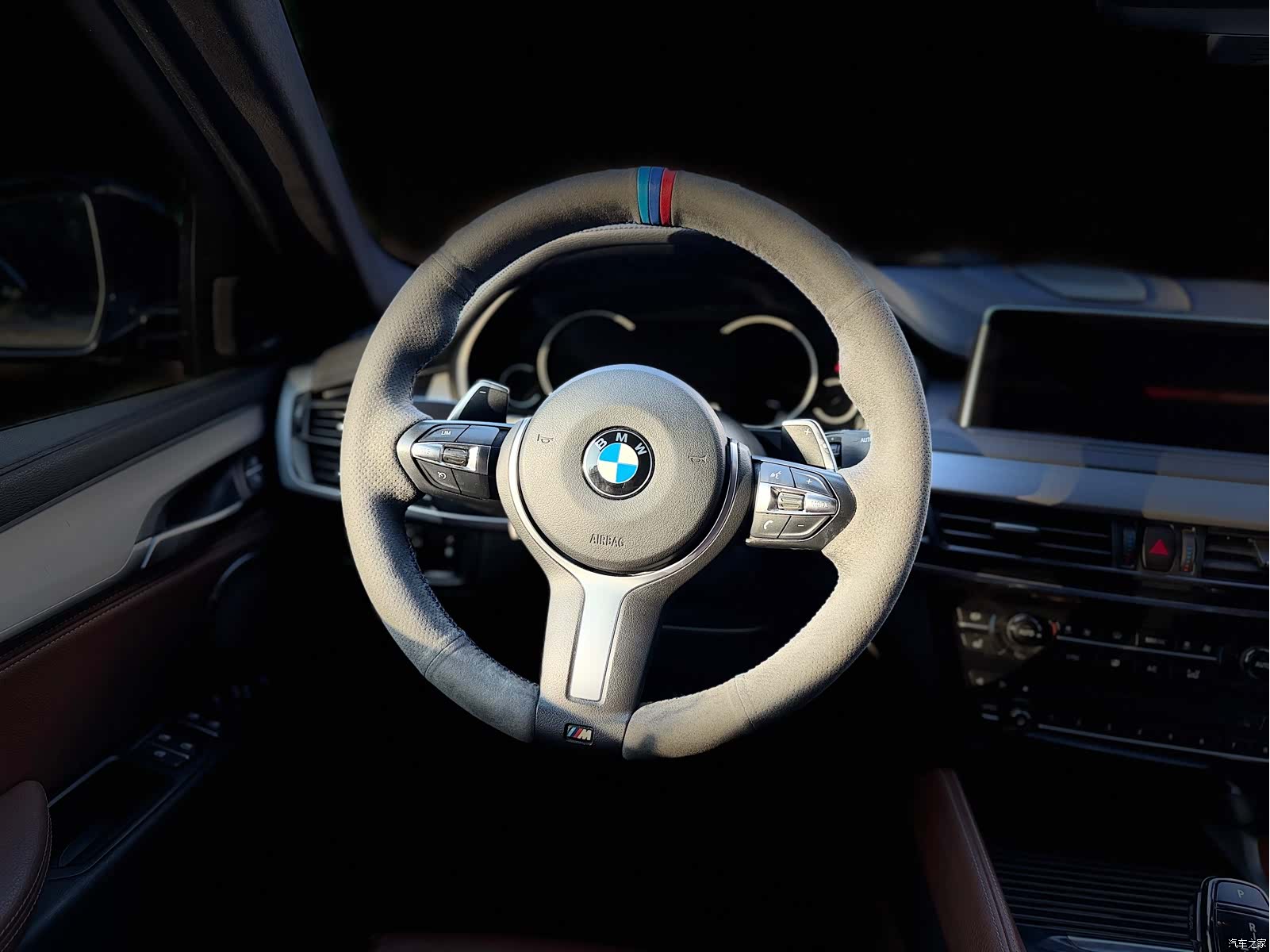 BMW X6, 2019 7