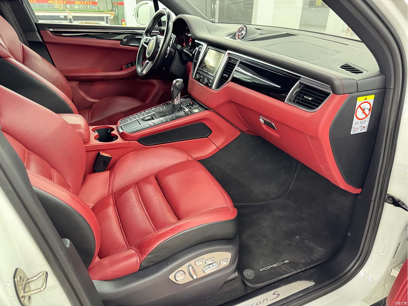 Porsche Macan, 2015 16